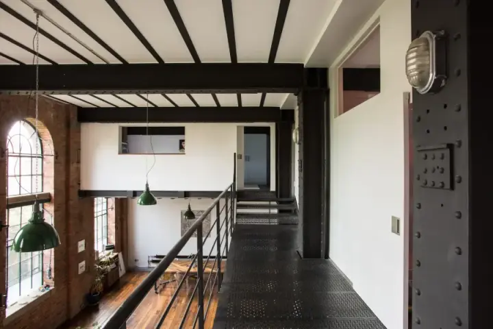 Image 7